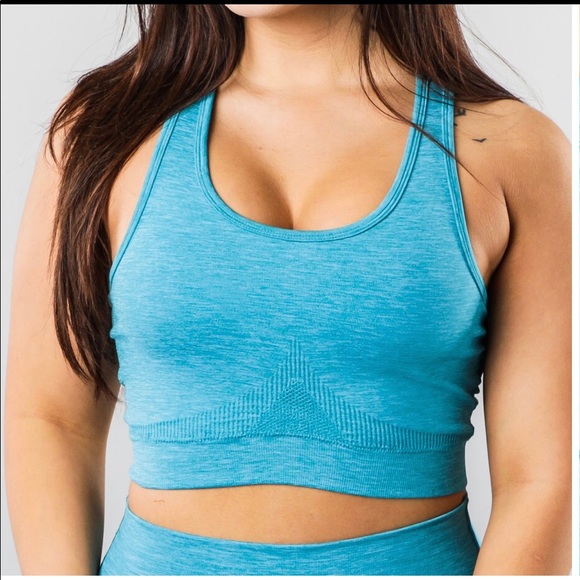 Alphalete Aero Bra - Picture 3 of 3